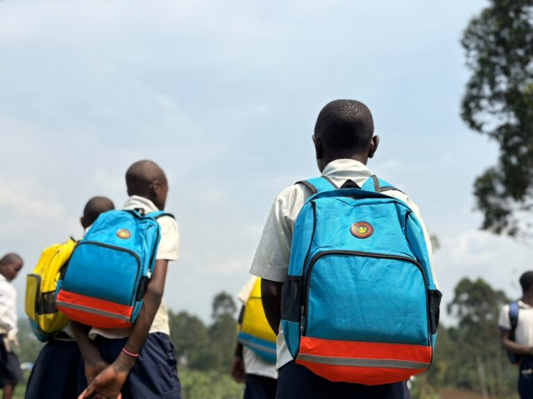 À l’école primaire Rwanza de Rugari, chaque cahier devient une promesse d’avenir